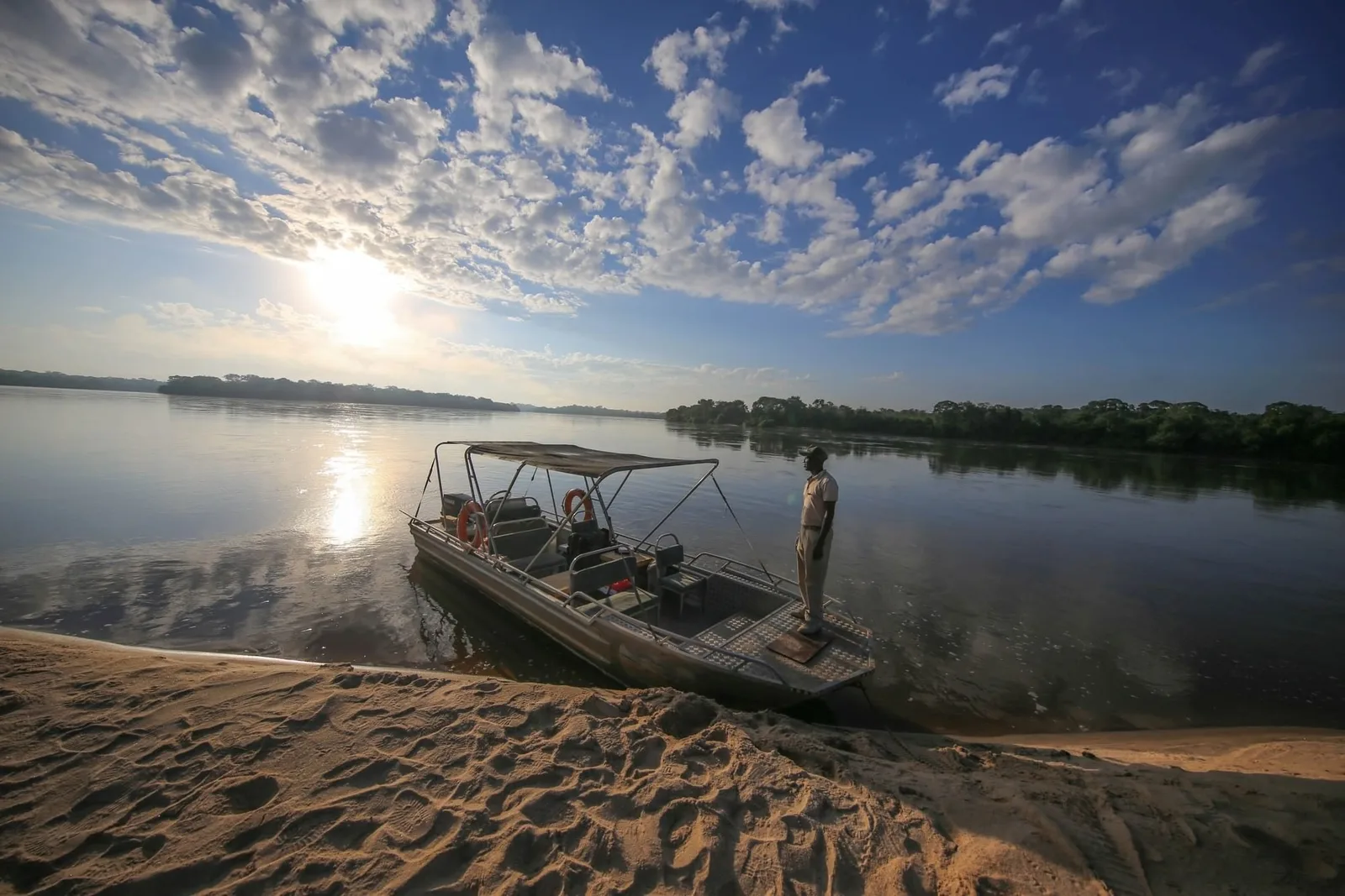 Serena Mivumo River Lodge view 4